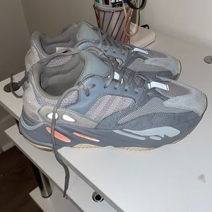 Yeezy Boost 700 'Inertia
